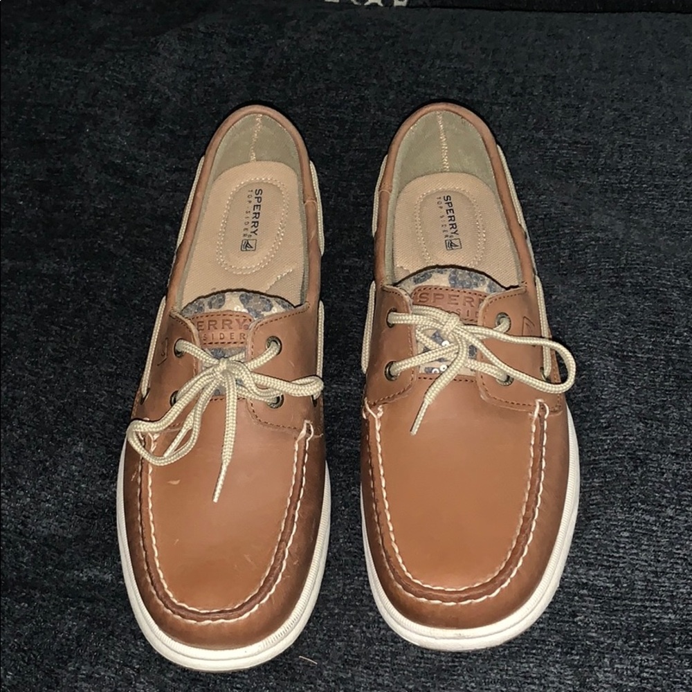 Sperry topsider